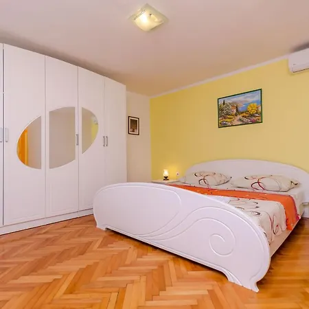 Apartman Maslina