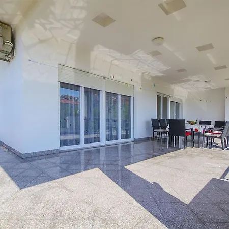 Apartment Maslina Trogir