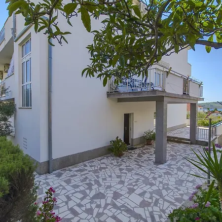 Maslina Apartment Trogir
